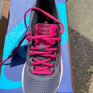 Women’s asics sneakers